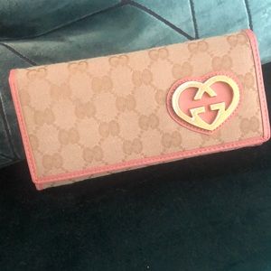 Cute wallet with pink trim